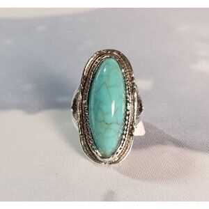 Boho Style Ring Silver Plated Faux Large Inlaid Turquoise Statement Ring NWT siz